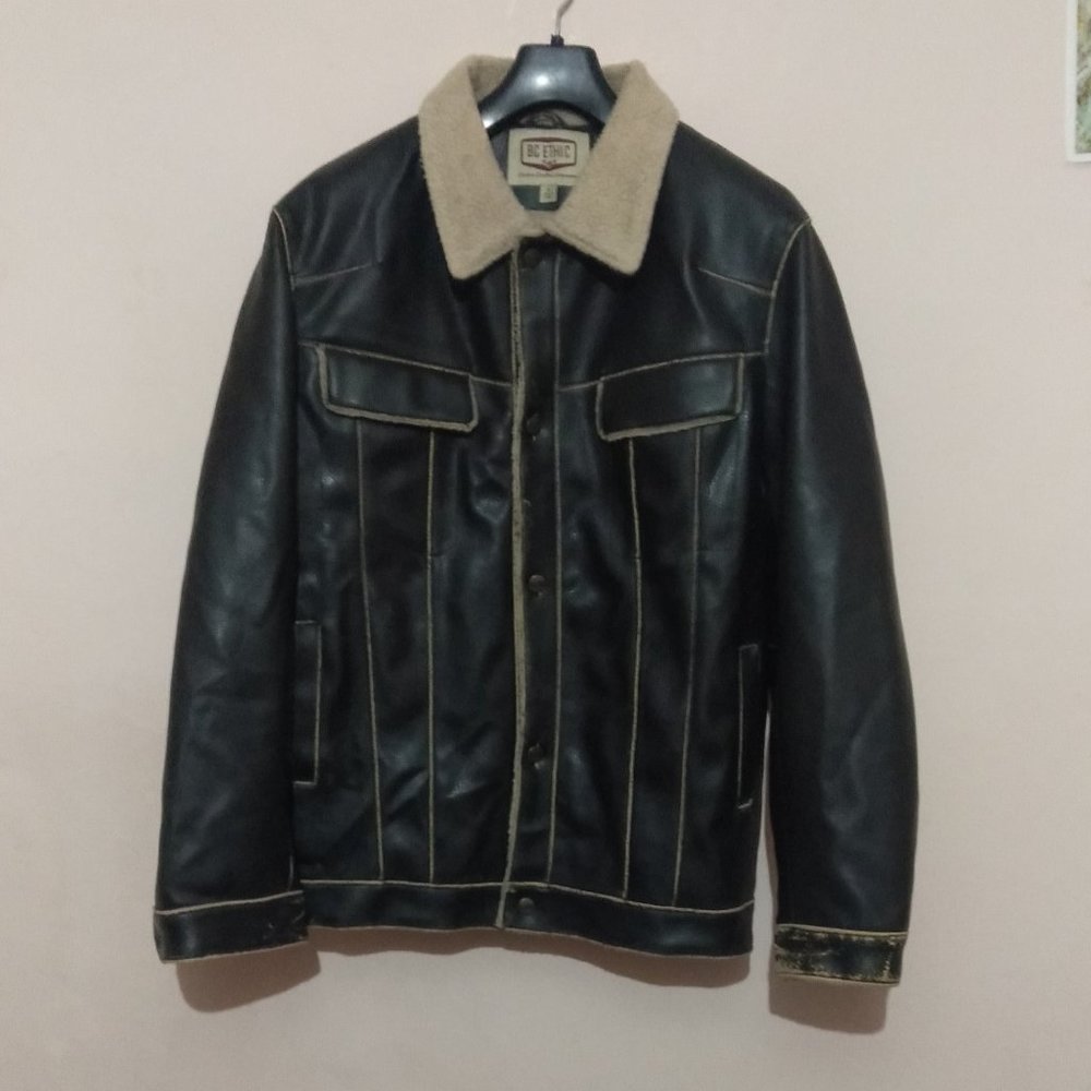 Leather jacket - Picture 9 of 15